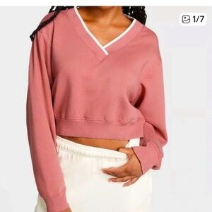 EUC💗PINK Victoria's Secret Cropped
V Neck Pullover Sweater in
Pink Begonia!Sz L!